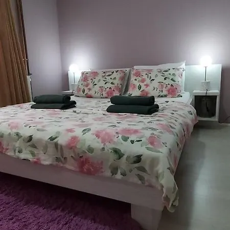 Kosa Apartment